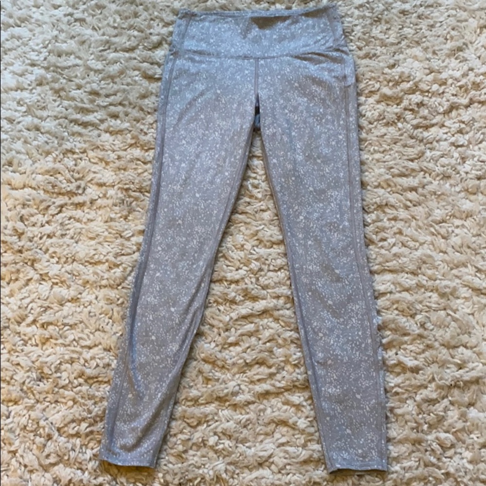 Women’s small, gray Athleta leggings.